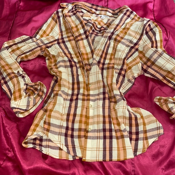 Target Tops - Target Button Up Top 🧡